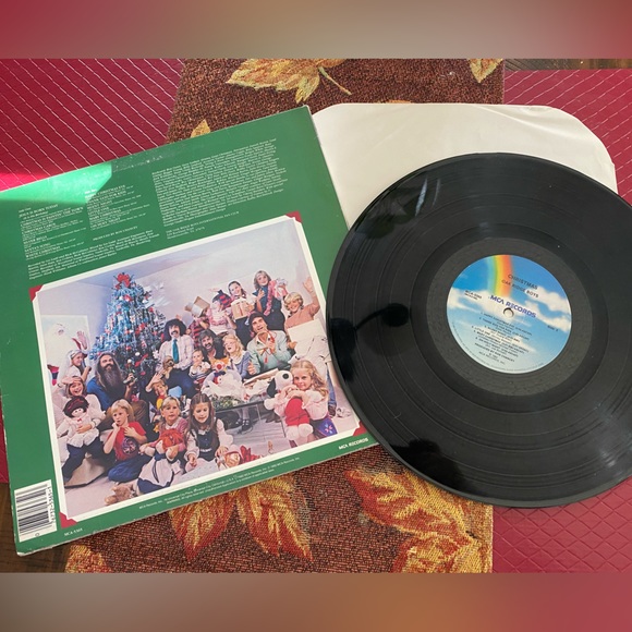 Vintage The Oak Ridge Boys Christmas Vinyl LP Record 1982 - Picture 2 of 2